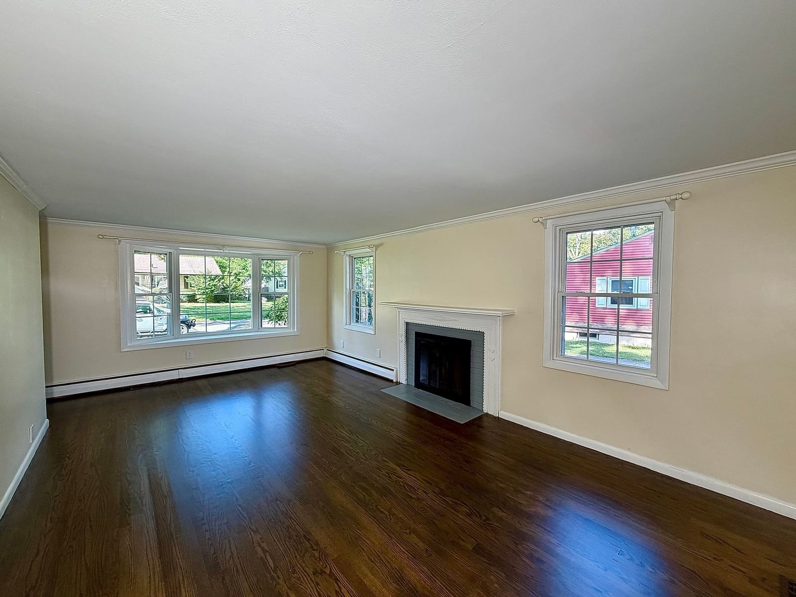 66 Greaney St Springfield — Photo 9 of 24