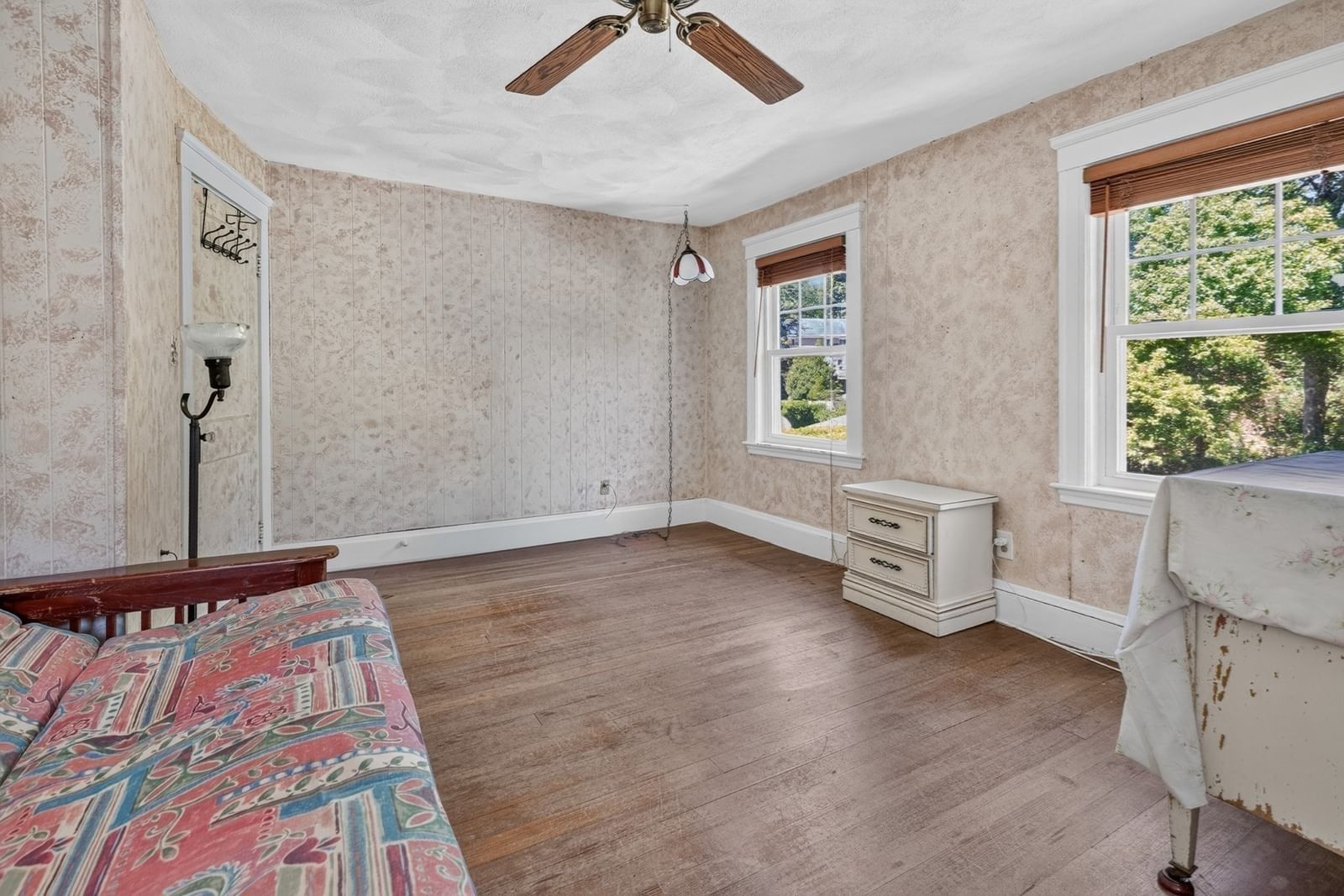 50 Franklin Ave Swampscott — Photo 36 of 41