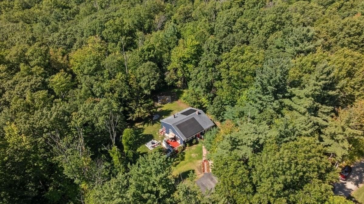 65 Carter Rd Worcester — Photo 2 of 36