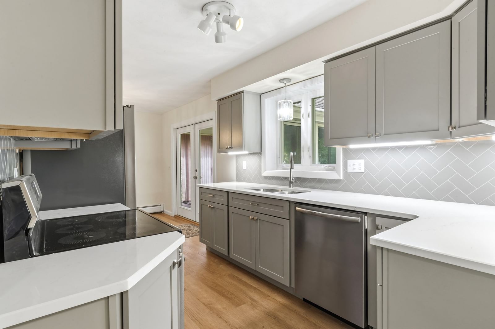 23 Colonial Way Rehoboth — Photo 11 of 36