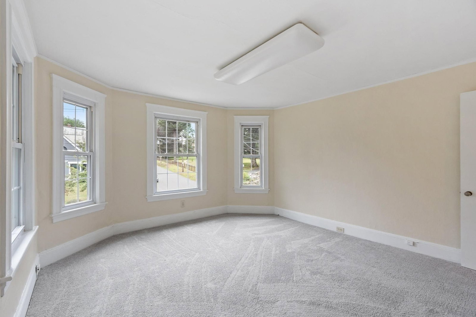 297 South Main Street Haverhill — Photo 33 of 38
