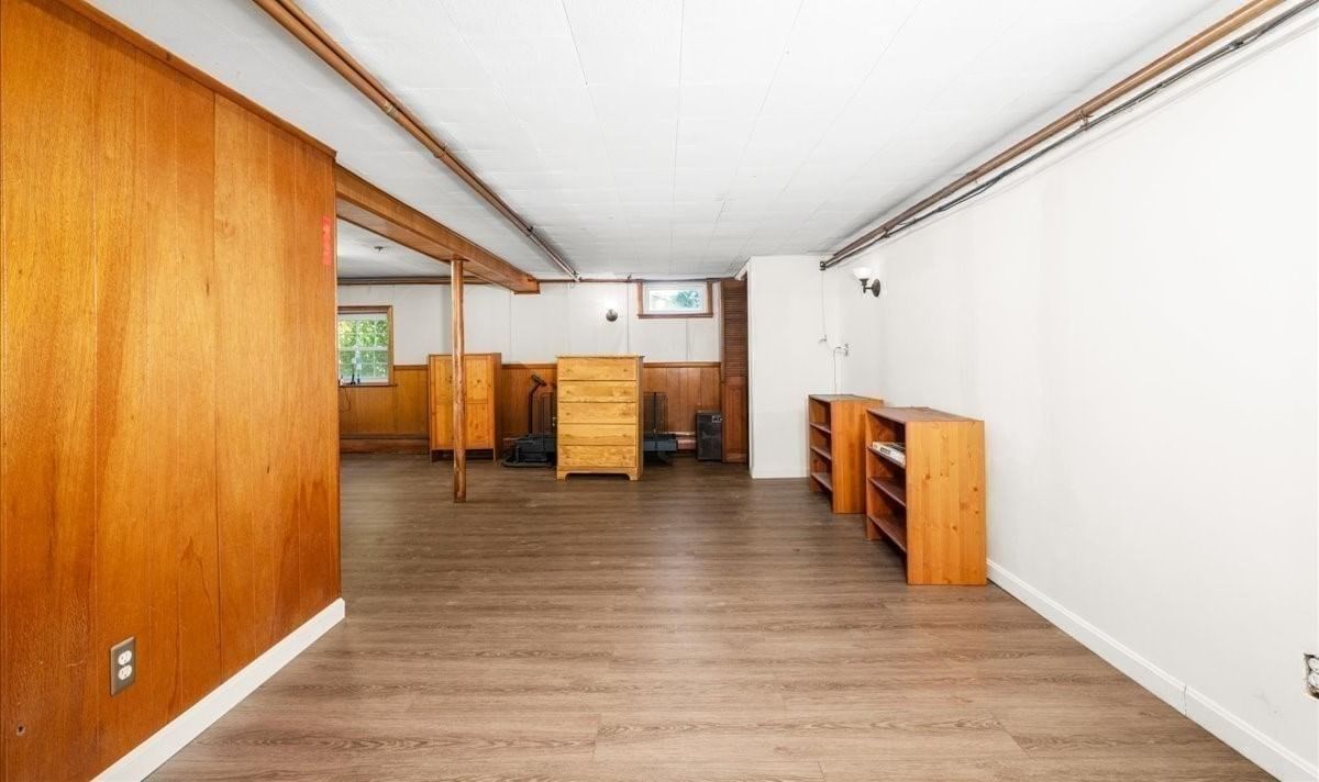 16 Venus Drive Shrewsbury — Photo 16 of 25