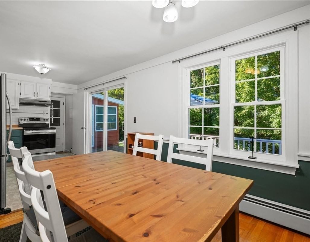 16 Venus Drive Shrewsbury — Photo 7 of 25