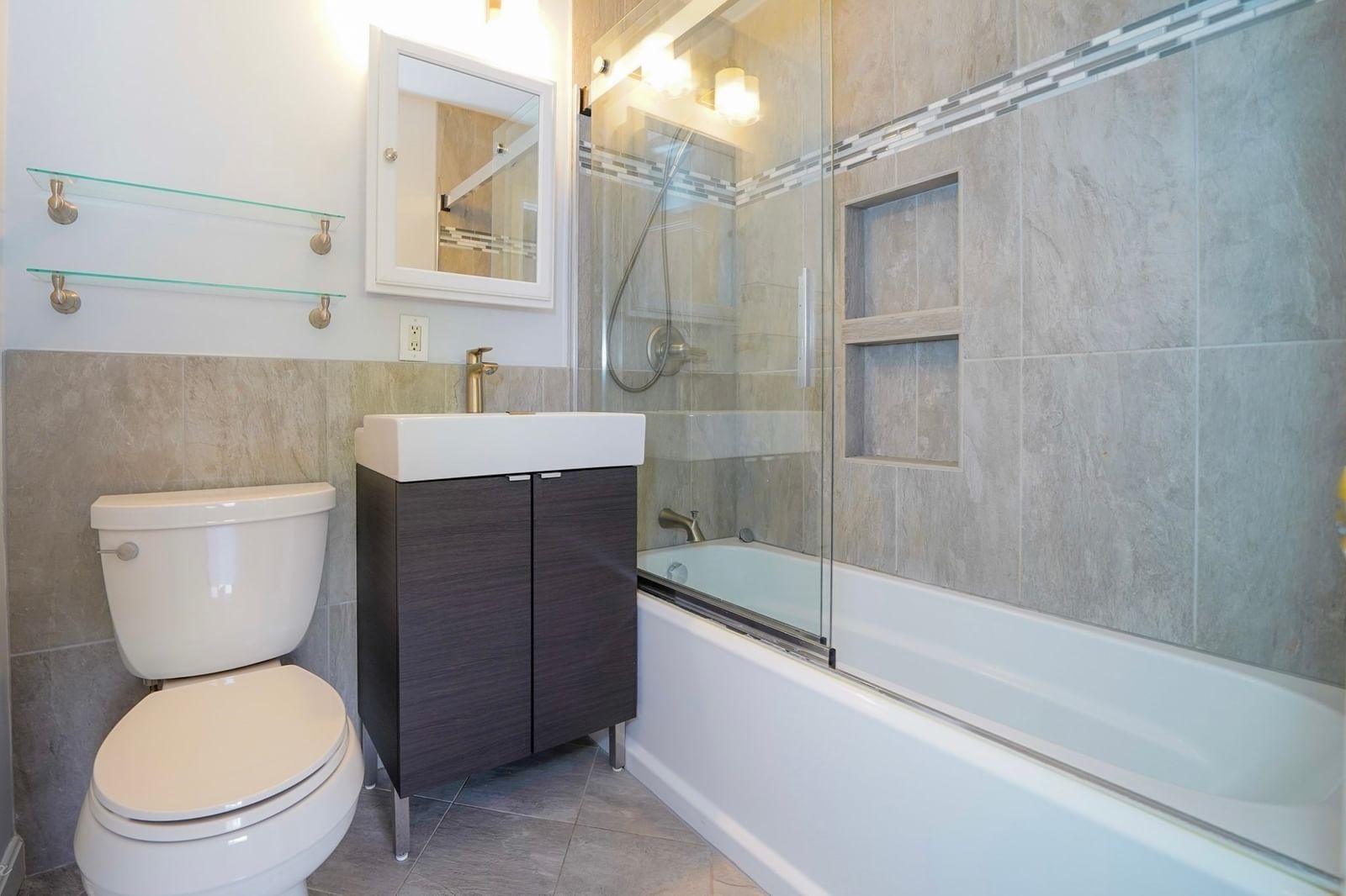 1274 Beacon #2 Newton — Photo 9 of 19