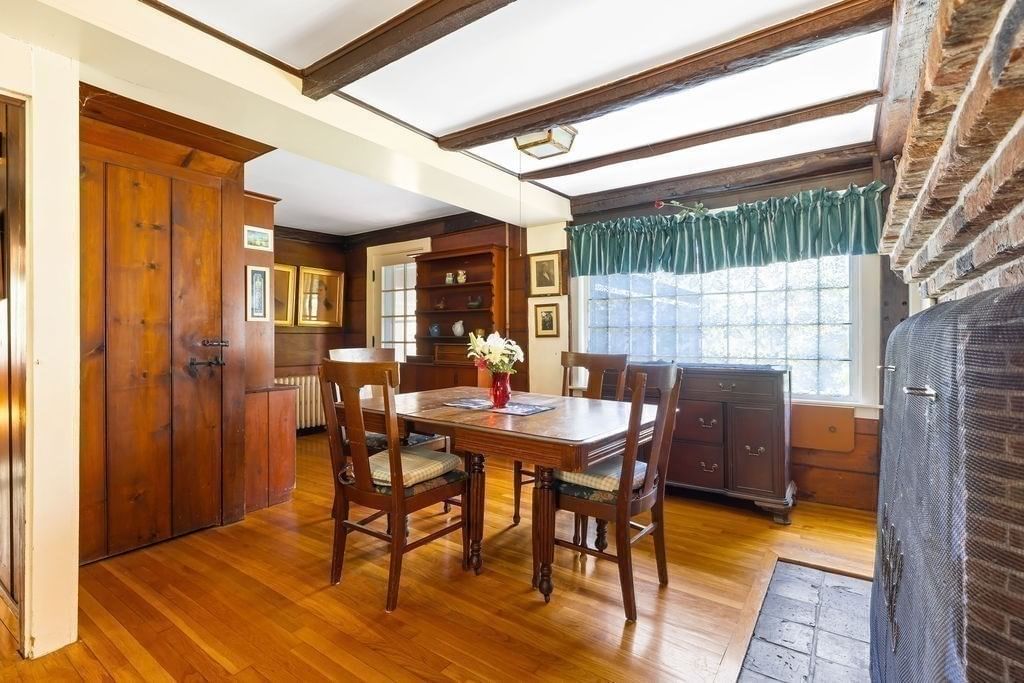 69 Forest St Sherborn — Photo 17 of 41