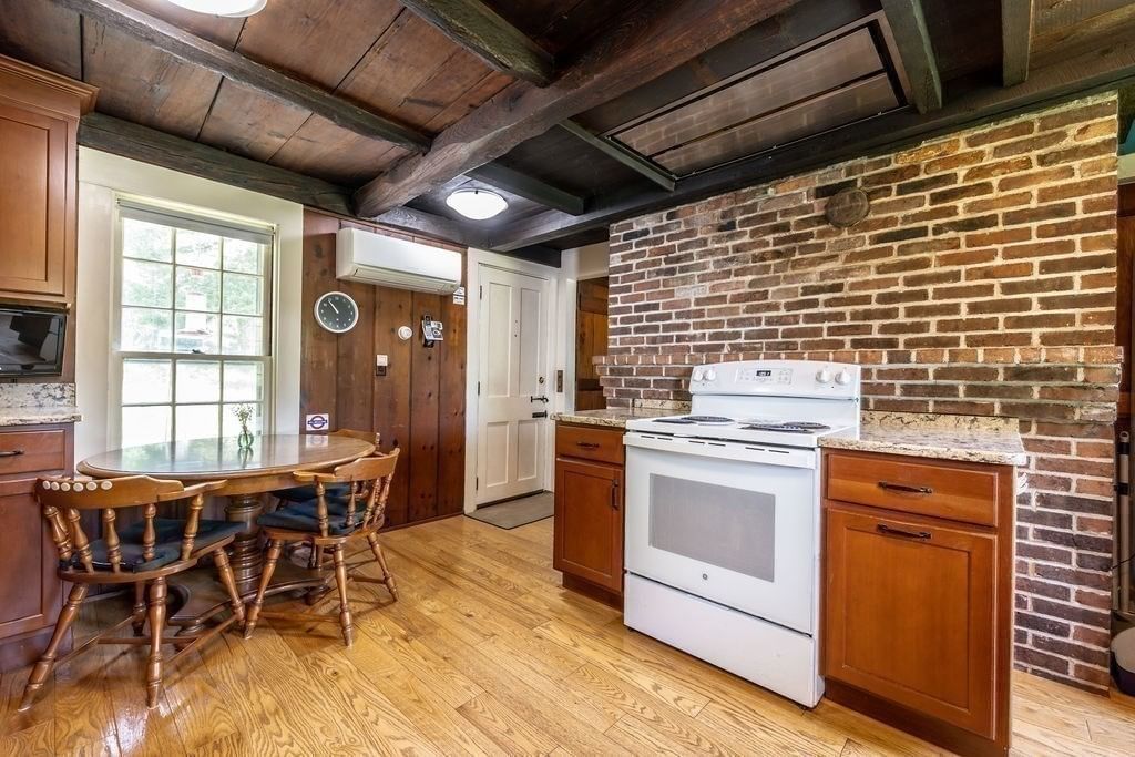 69 Forest St Sherborn — Photo 24 of 41
