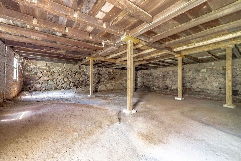 69 Forest St Sherborn — Photo 35 of 41