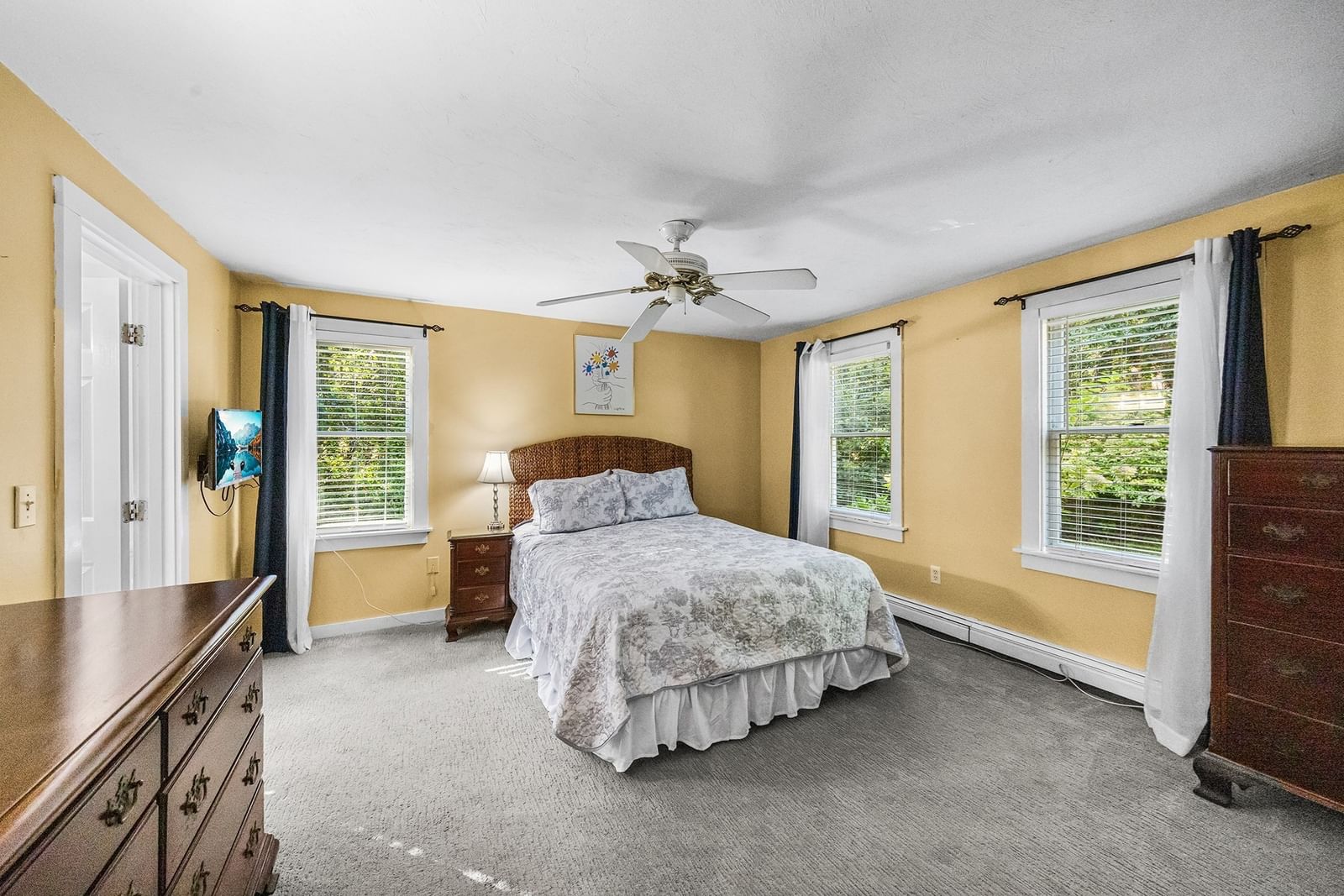 559 Old Jail Ln Barnstable — Photo 15 of 41