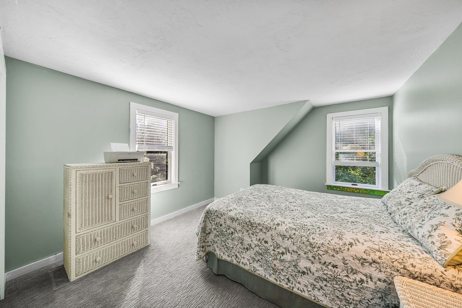 559 Old Jail Ln Barnstable — Photo 27 of 41