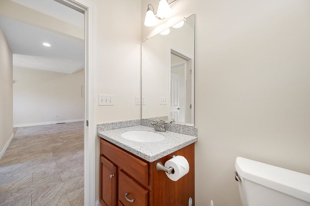 81 Nicholas Dr Lancaster — Photo 31 of 42