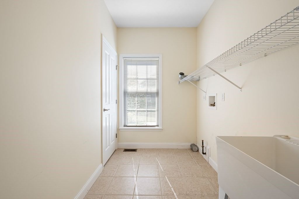 81 Nicholas Dr Lancaster — Photo 33 of 42