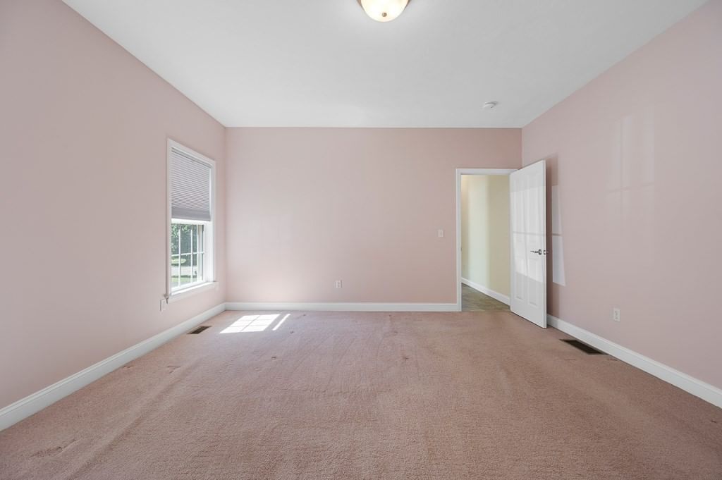 81 Nicholas Dr Lancaster — Photo 37 of 42