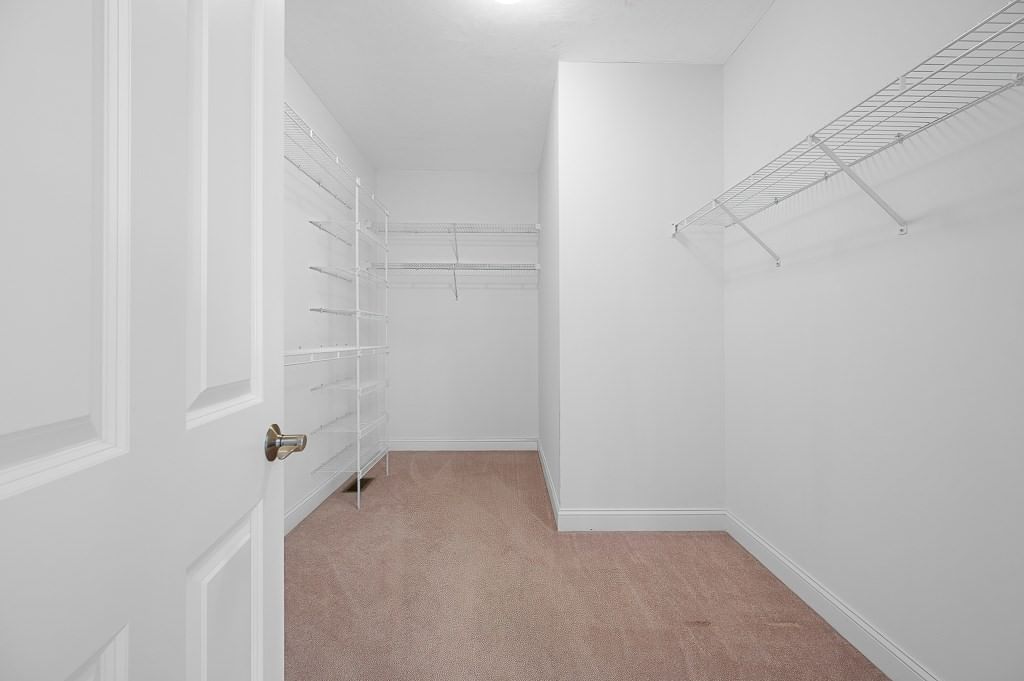 81 Nicholas Dr Lancaster — Photo 38 of 42