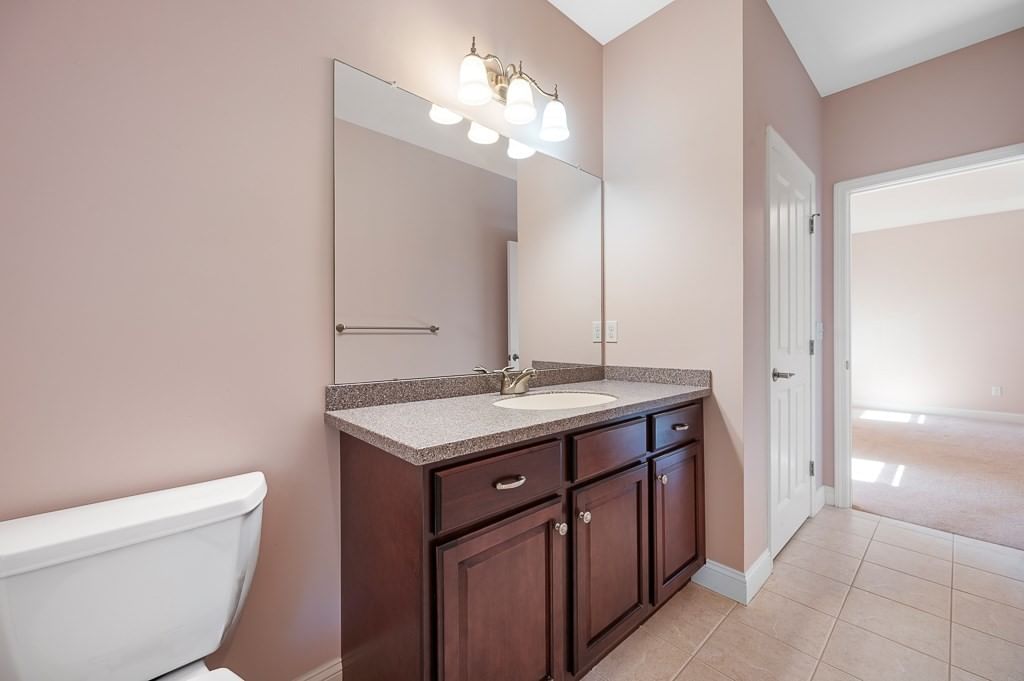 81 Nicholas Dr Lancaster — Photo 40 of 42