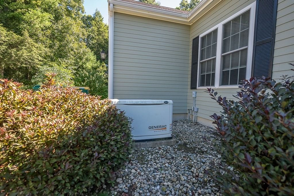 81 Nicholas Dr Lancaster — Photo 6 of 42