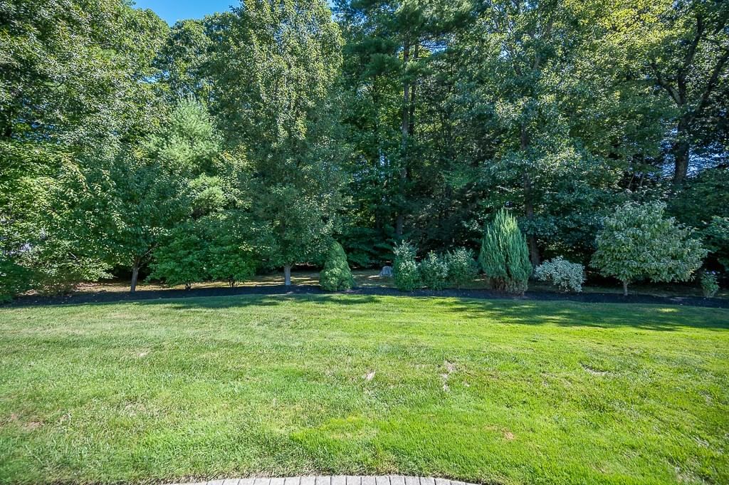 81 Nicholas Dr Lancaster — Photo 9 of 42