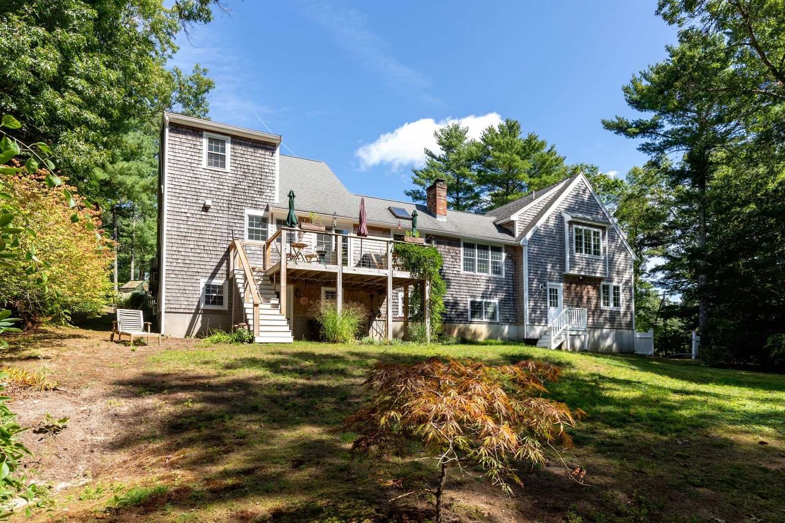 127 Micajah Pond Rd Plymouth — Photo 2 of 42