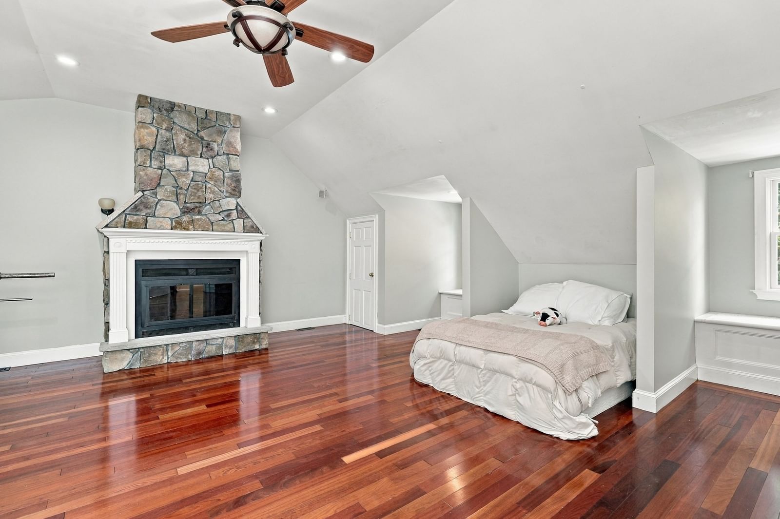 117 Hunt Road Chelmsford — Photo 18 of 37