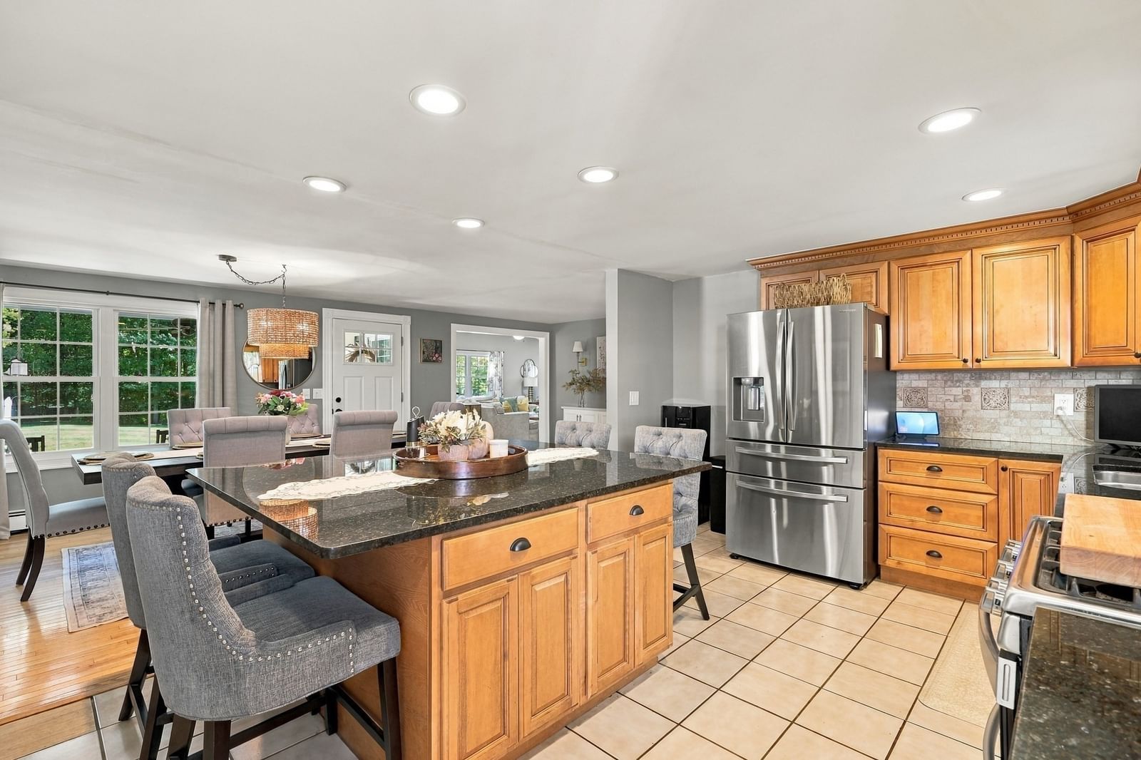 117 Hunt Road Chelmsford — Photo 4 of 37