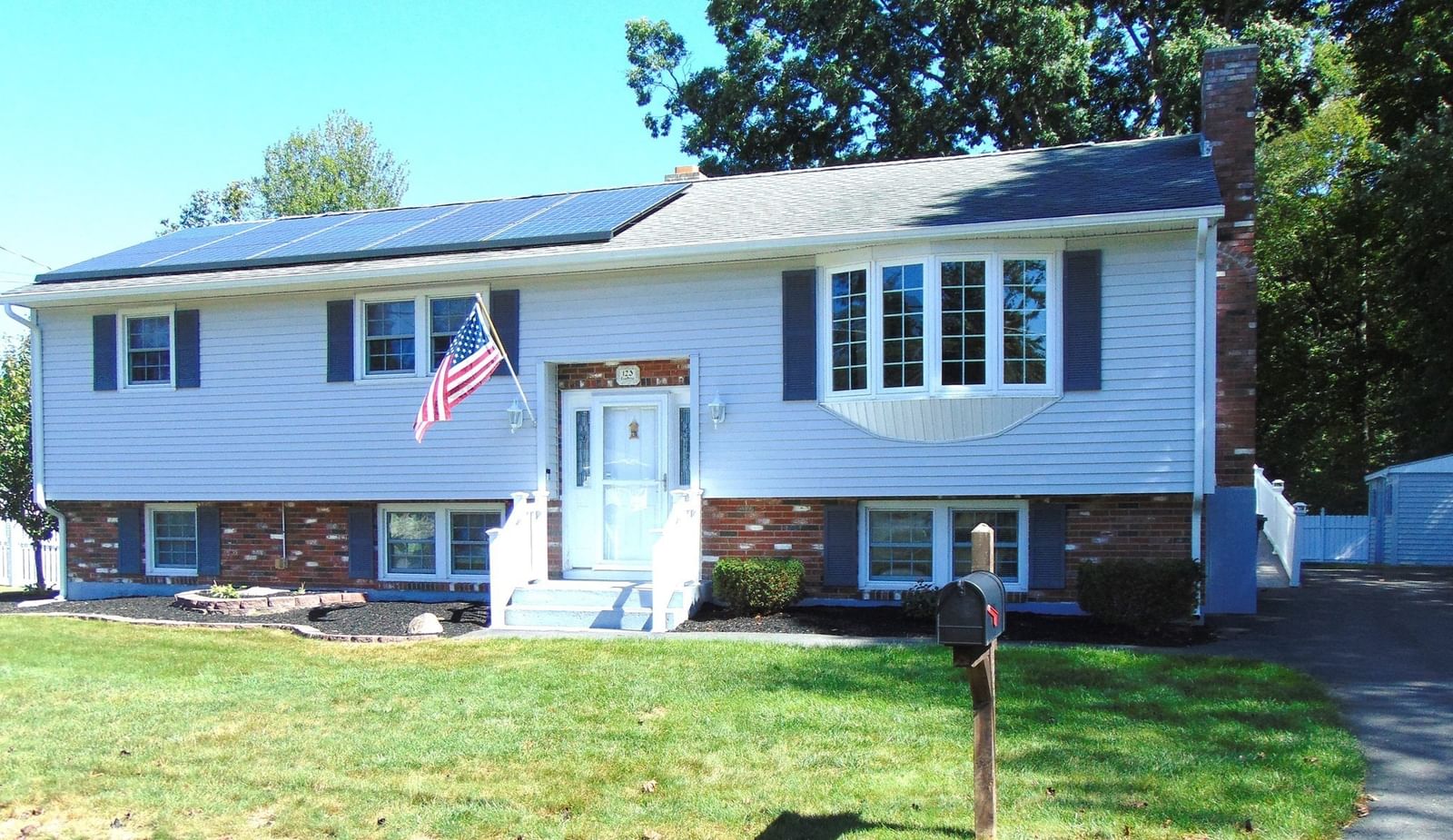Property at 123 Eva Drive, Leominster, MA 01453
