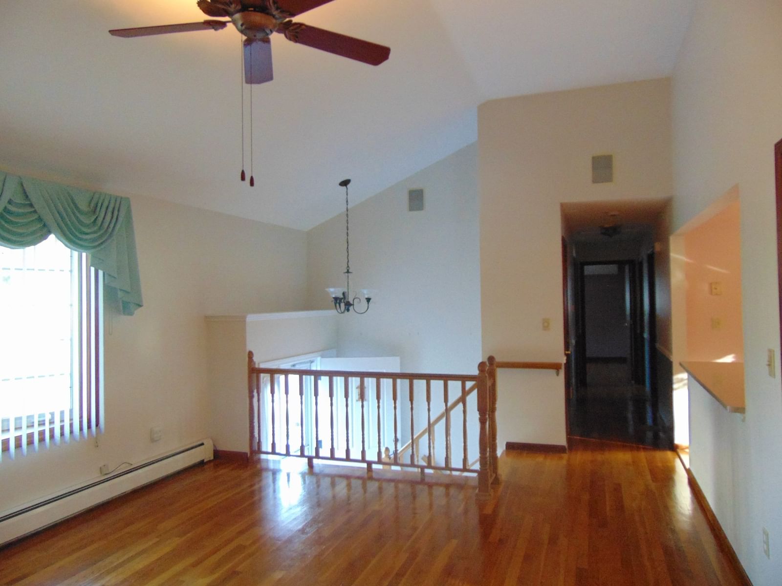 123 Eva Drive Leominster — Photo 4 of 42