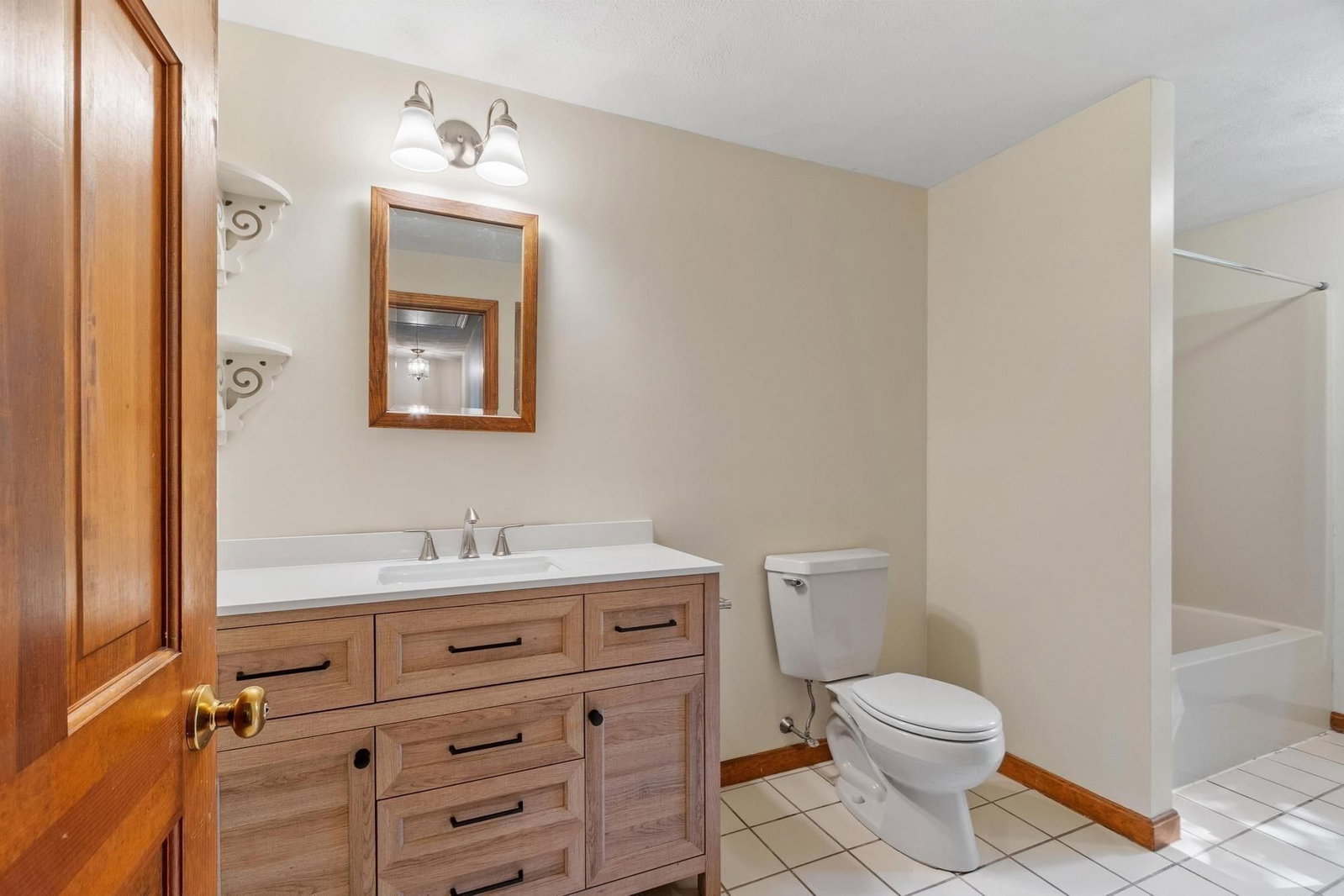 895 Wellman Avenue #895 Chelmsford — Photo 20 of 38