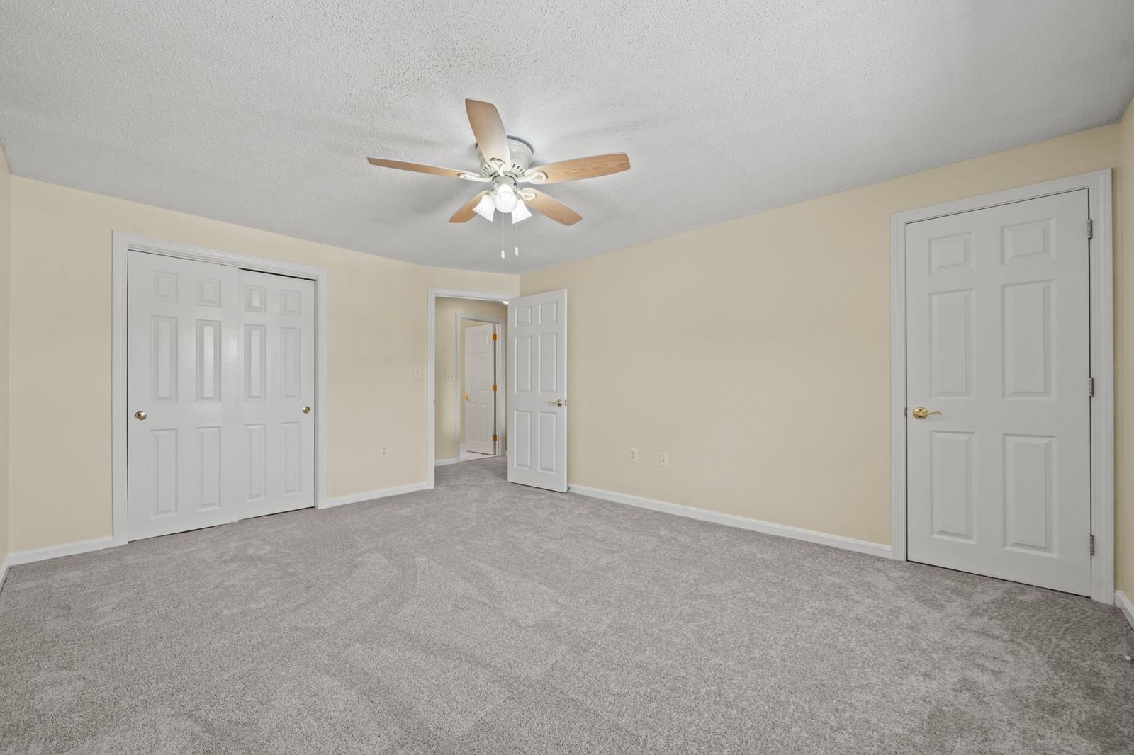 10 Oliver #C Haverhill — Photo 13 of 33