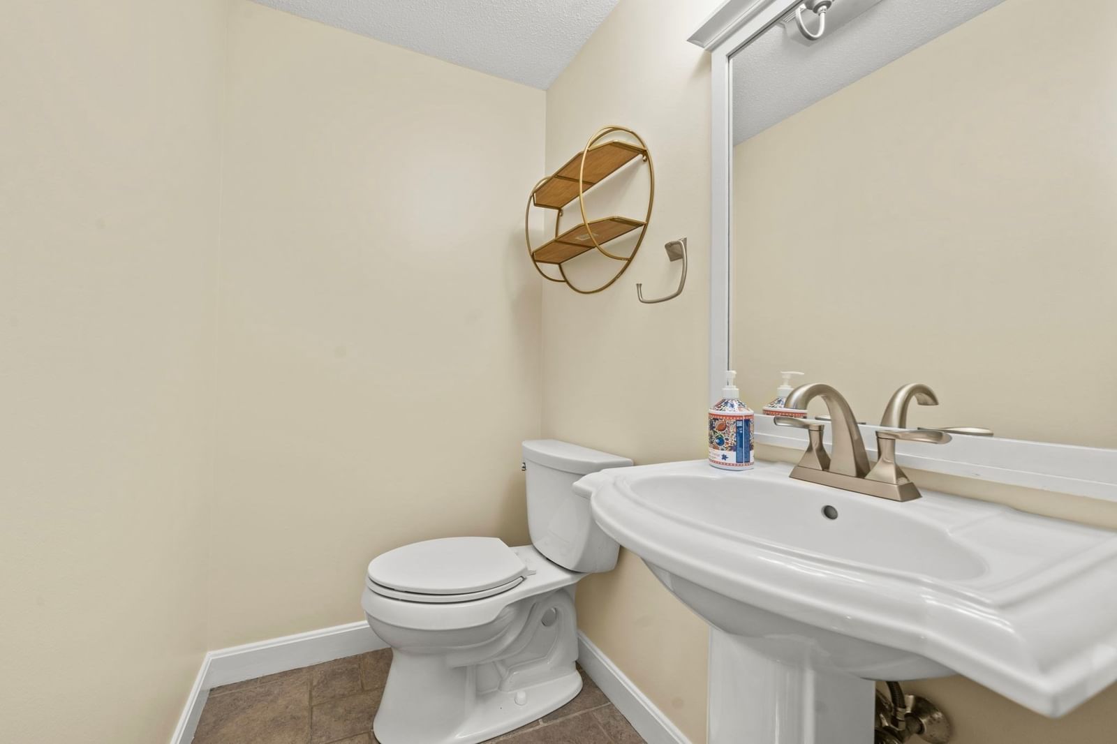 10 Oliver #C Haverhill — Photo 17 of 33