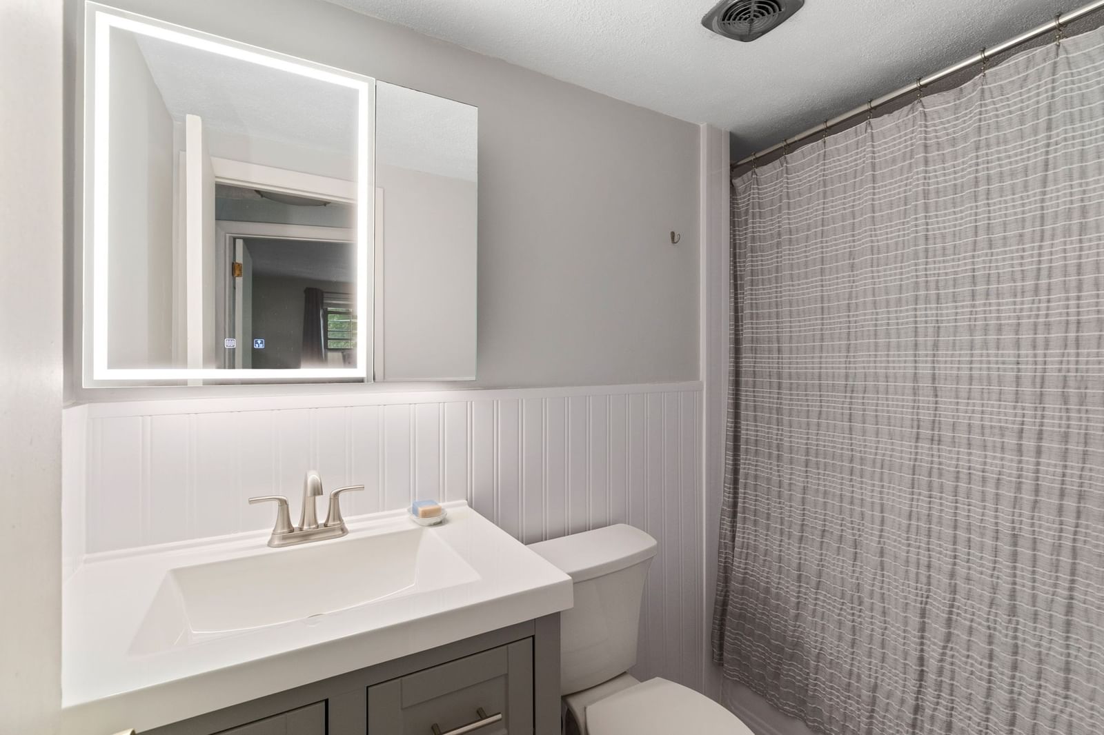 72 Renwick Rd #B Wakefield — Photo 10 of 17