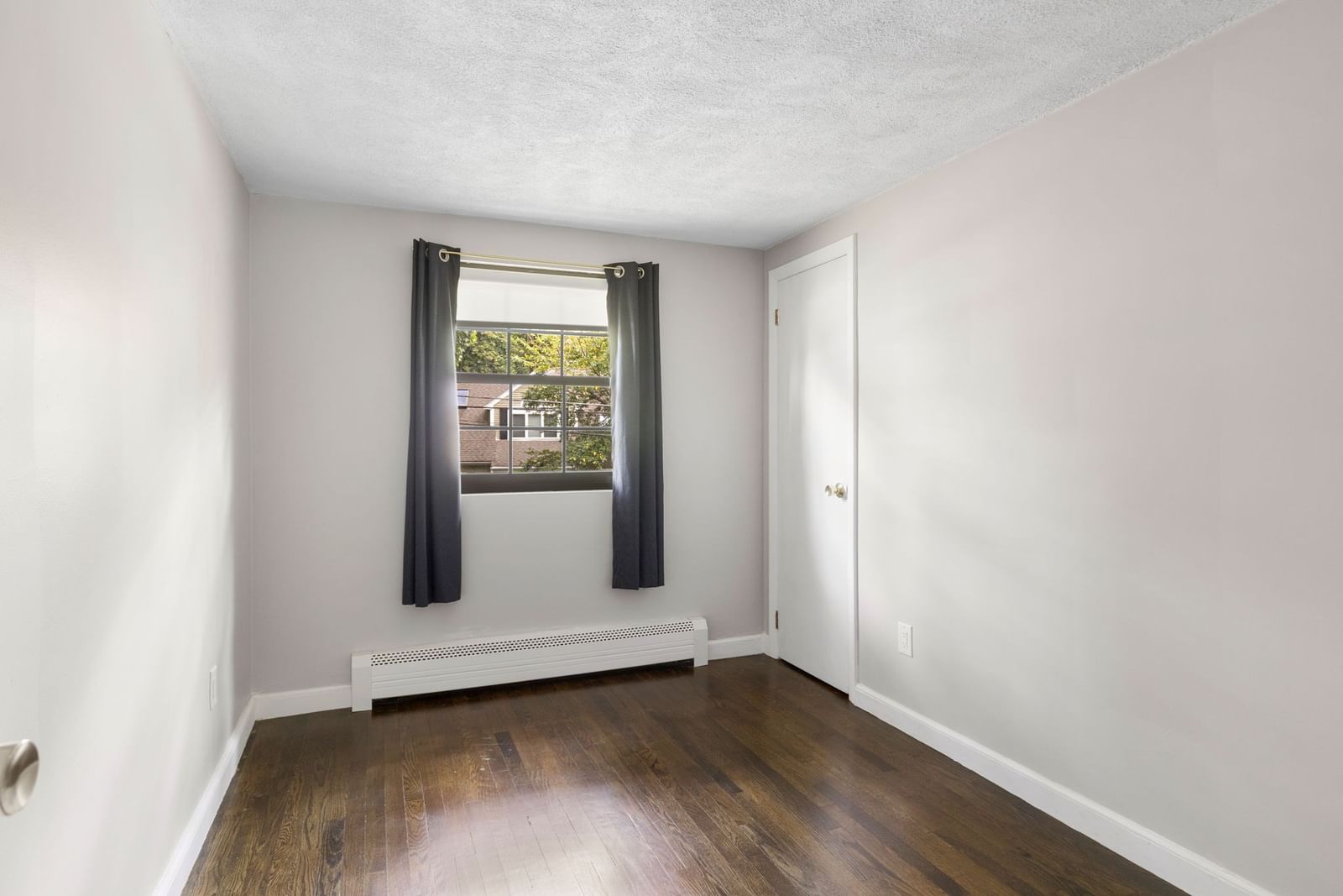 72 Renwick Rd #B Wakefield — Photo 8 of 17