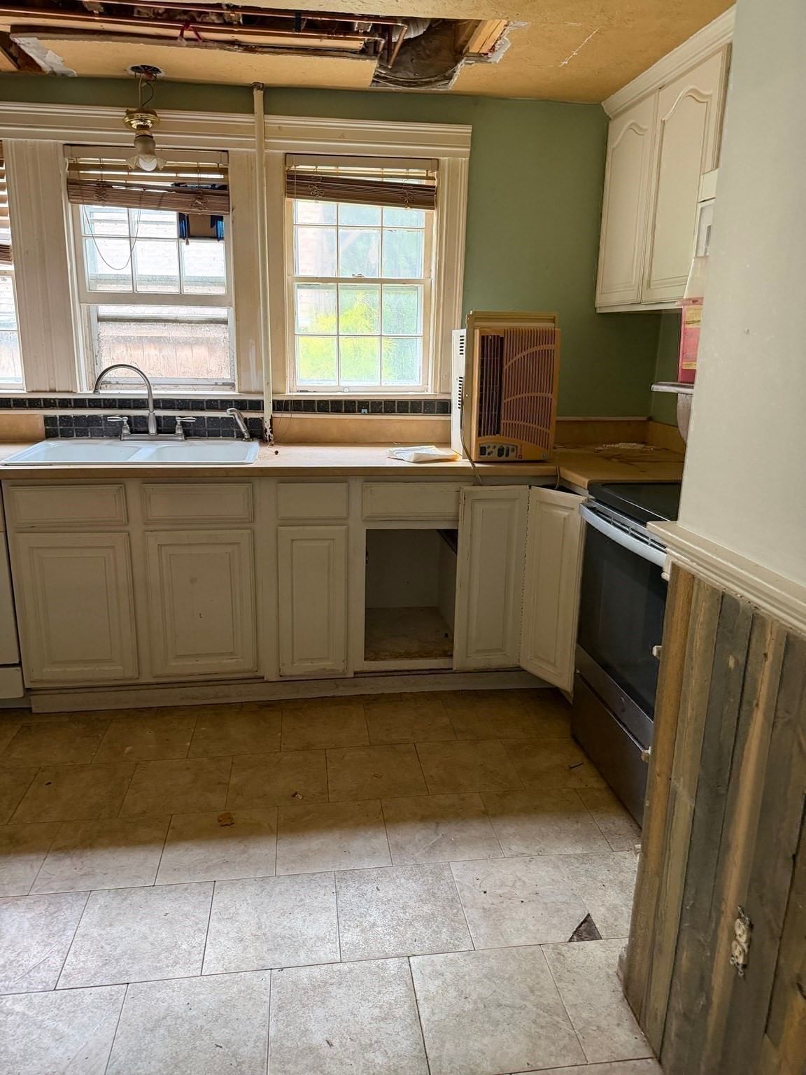 76 Main Street Grafton — Photo 27 of 42