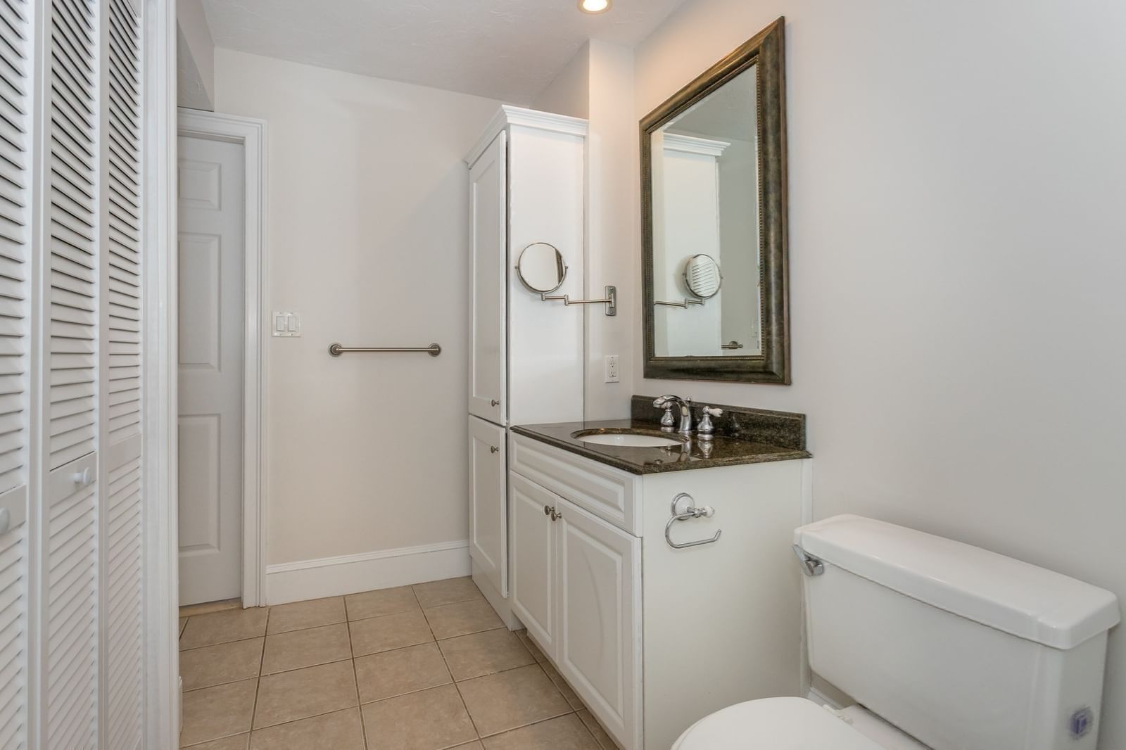 160 Quincy Shore Dr #106 Quincy — Photo 22 of 30