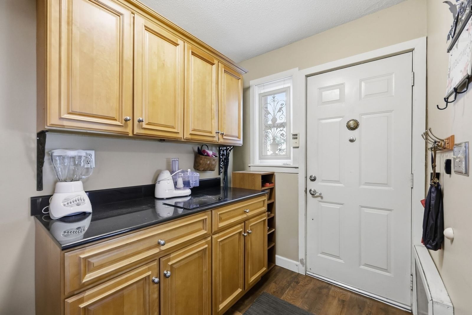 132 Horseshoe Dr #132 Chicopee — Photo 13 of 39