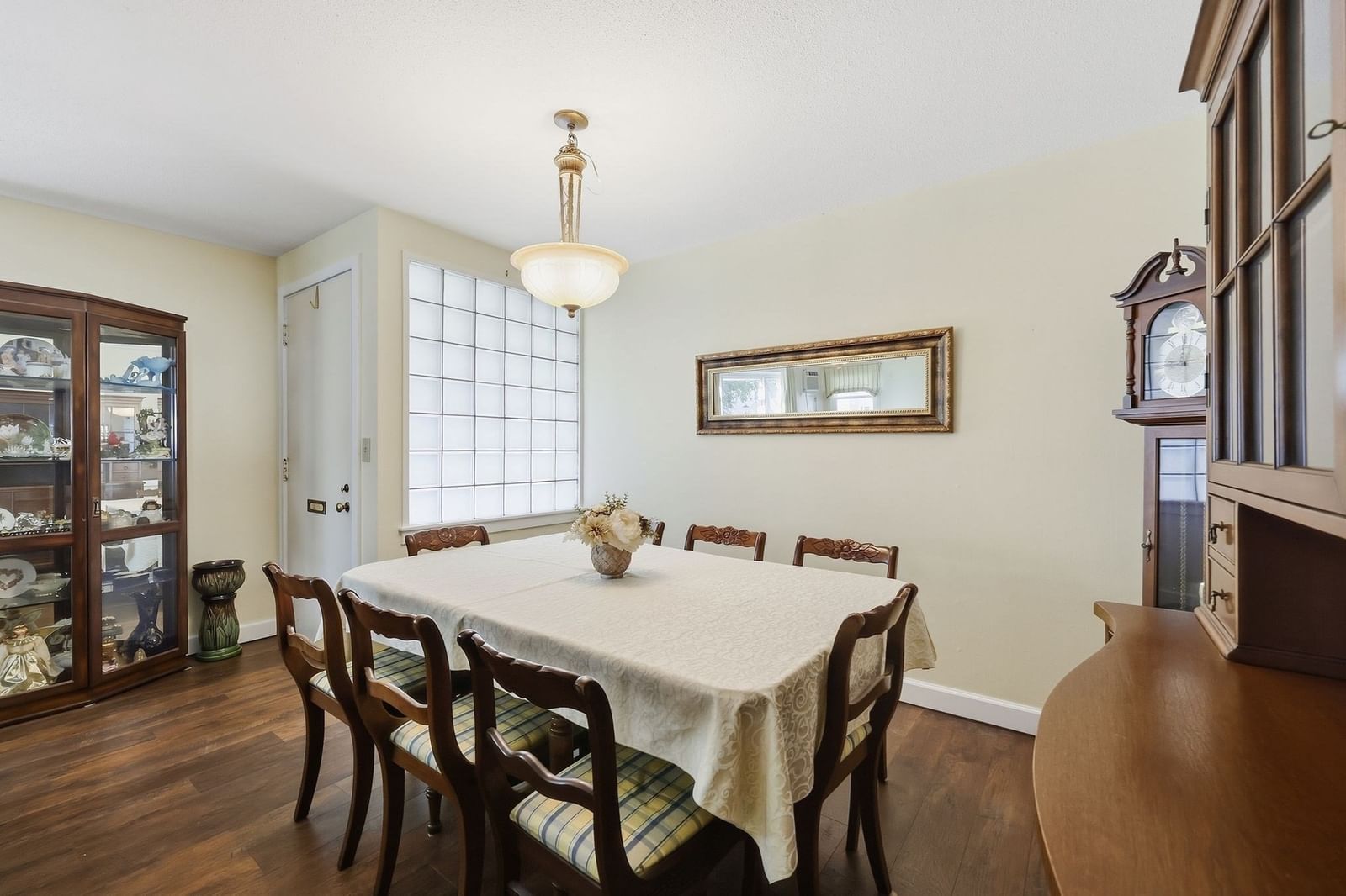 132 Horseshoe Dr #132 Chicopee — Photo 26 of 39