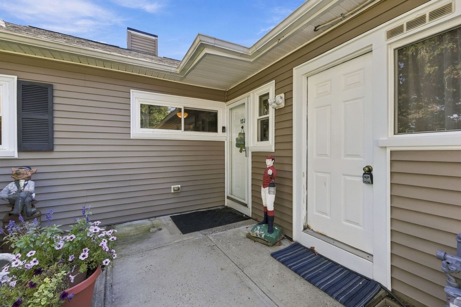 132 Horseshoe Dr #132 Chicopee — Photo 6 of 39