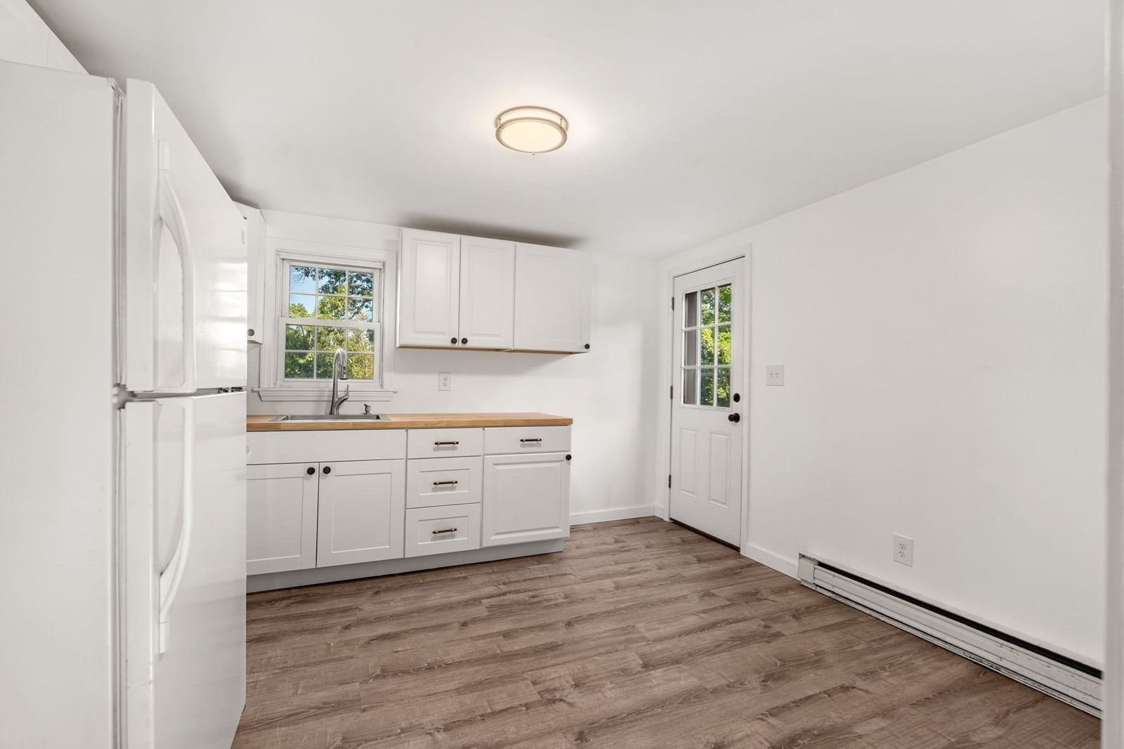35 Cedar Rd Littleton — Photo 7 of 26