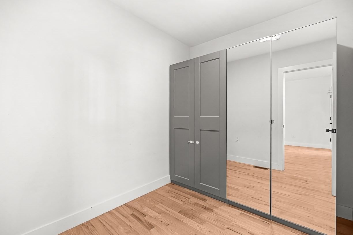 216 Havre St #1 Boston — Photo 19 of 35