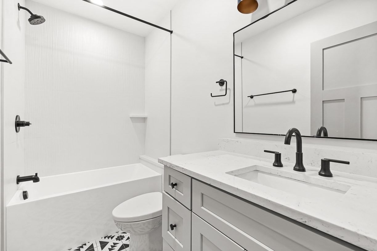 216 Havre St #1 Boston — Photo 23 of 35