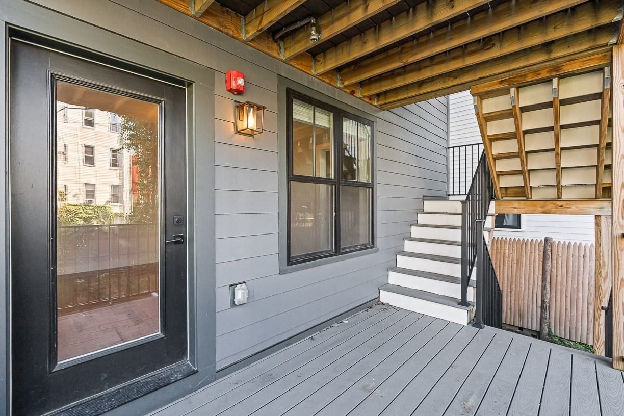 216 Havre St #1 Boston — Photo 25 of 35