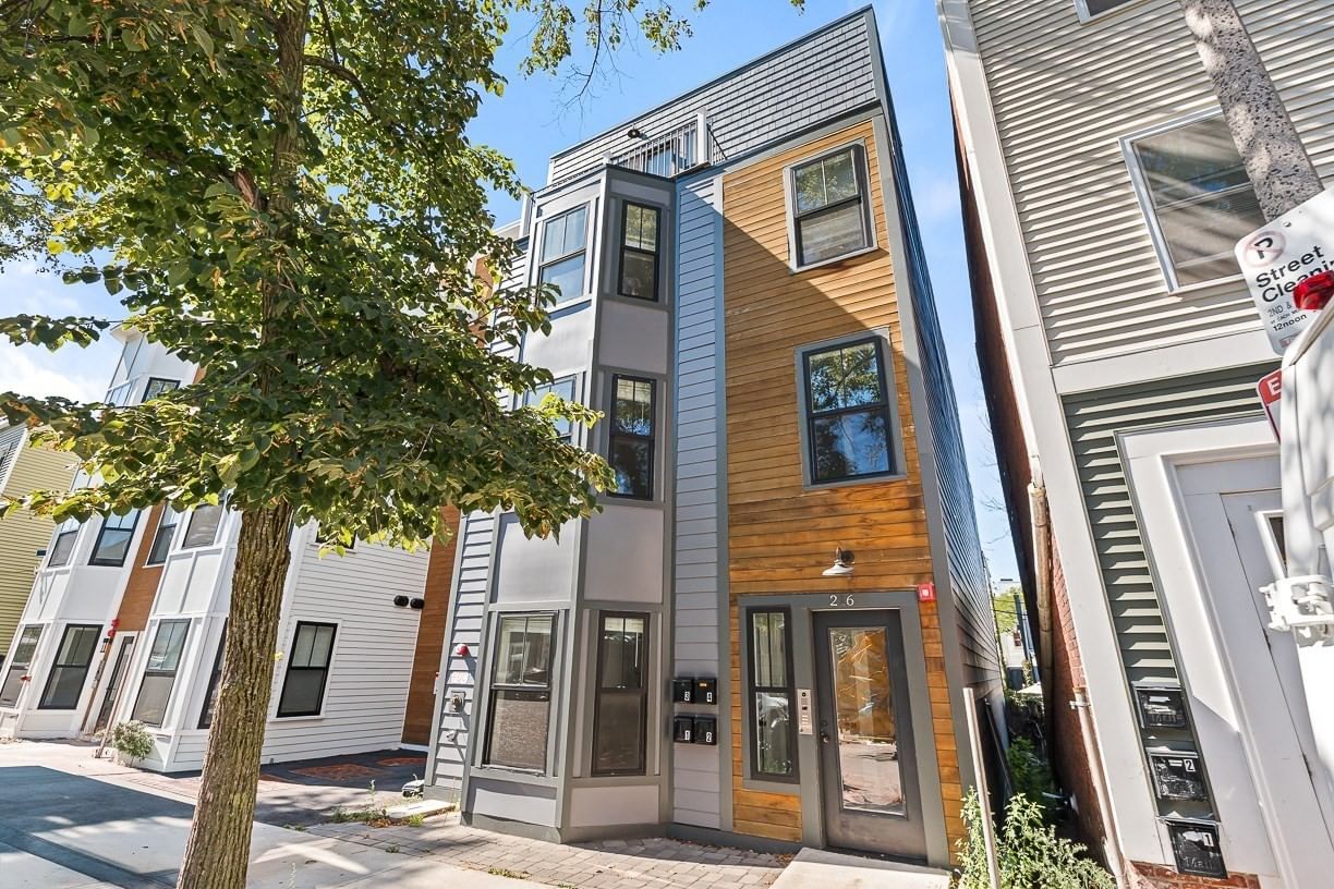 216 Havre St #1 Boston — Photo 29 of 35
