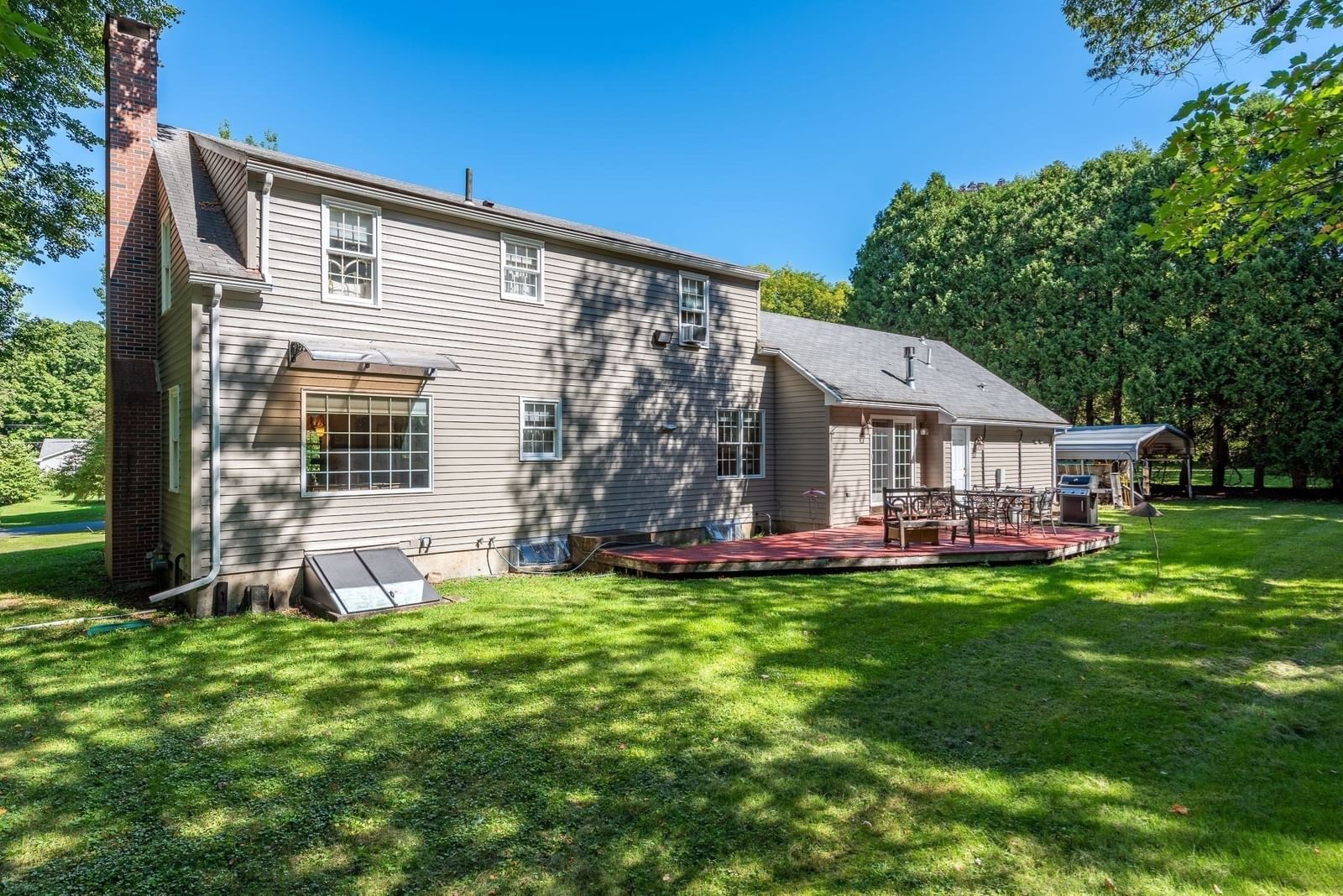 120 Rolling Ridge Rd Amherst — Photo 4 of 39