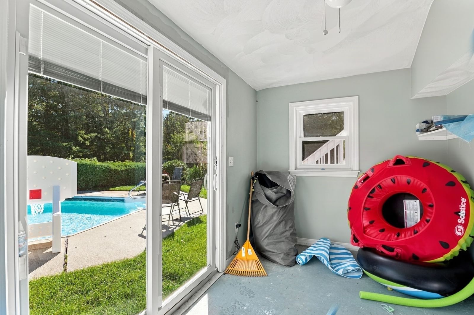 6 Ashdale Drive Billerica — Photo 33 of 42