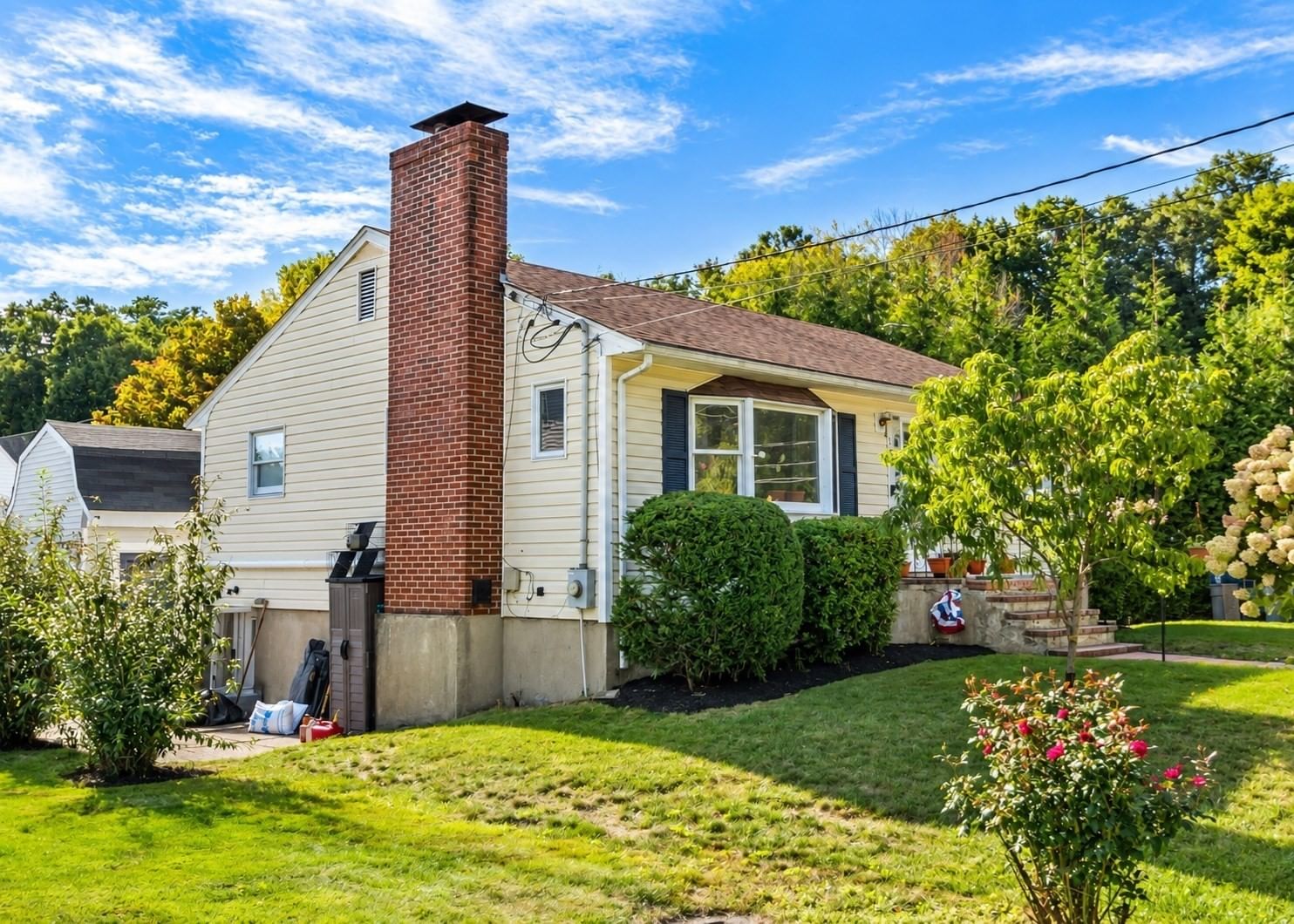 50 Hatherly Road Waltham — Photo 4 of 13