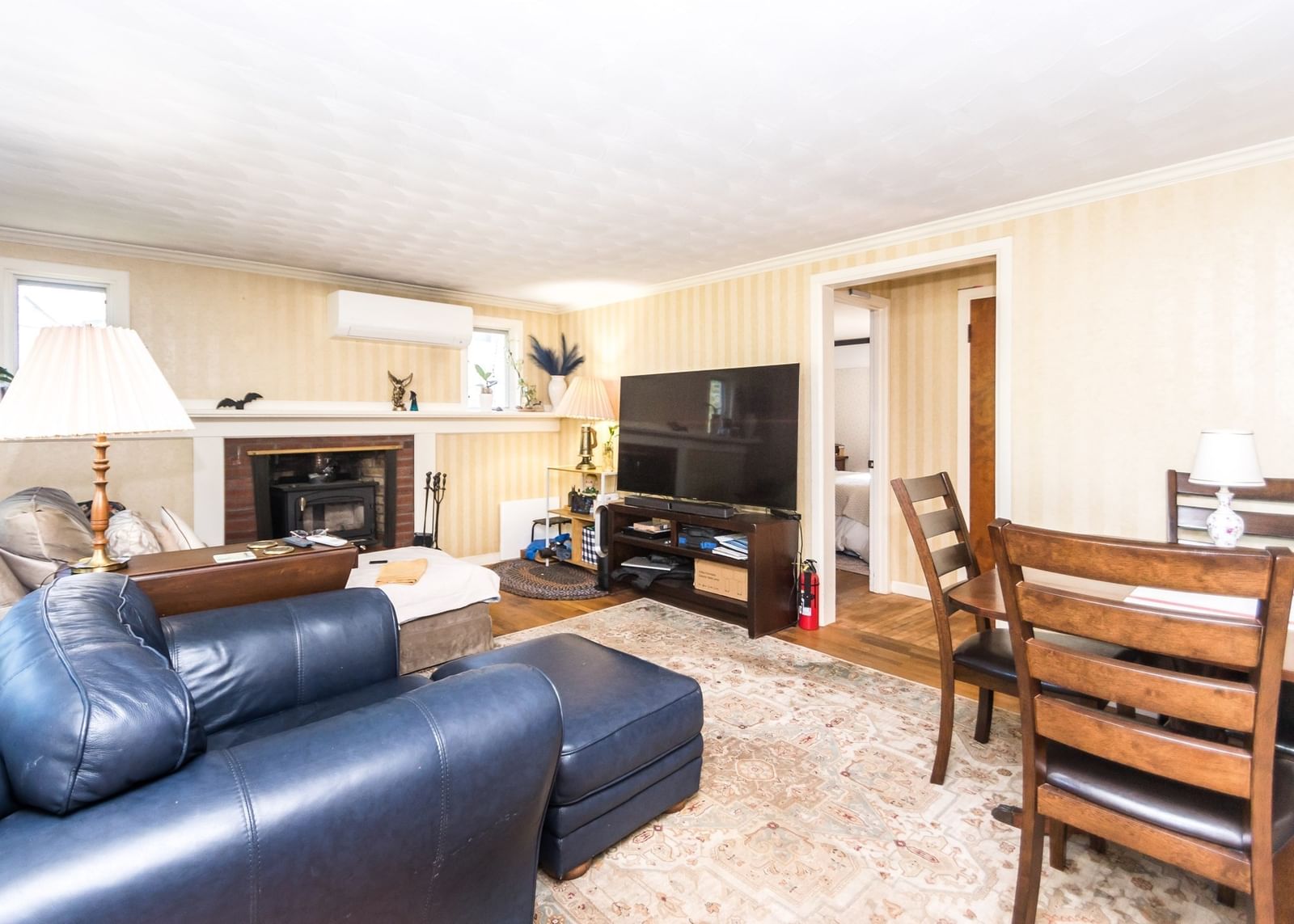 50 Hatherly Road Waltham — Photo 6 of 13