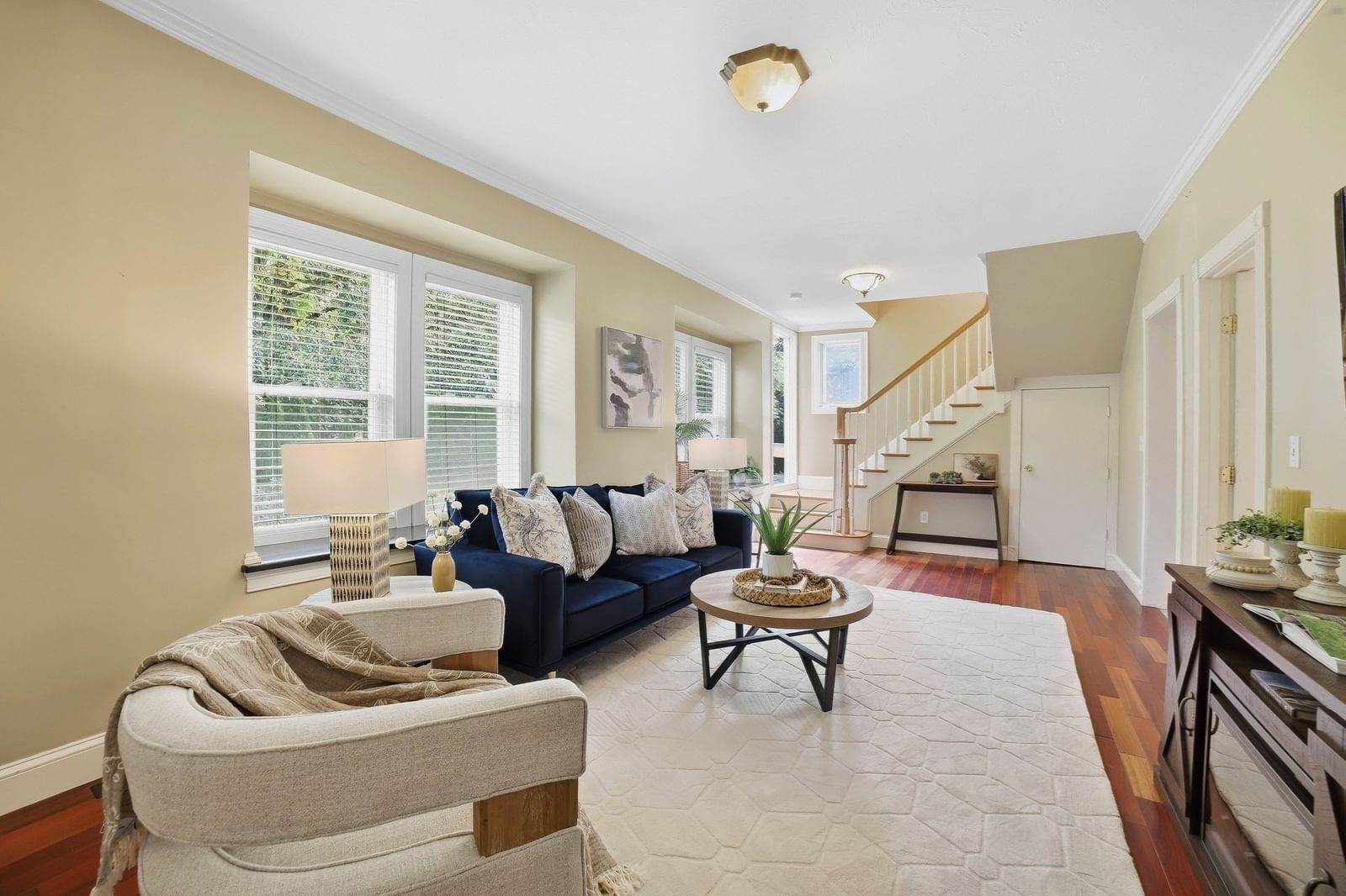 550 Sunderland Road Worcester — Photo 4 of 30
