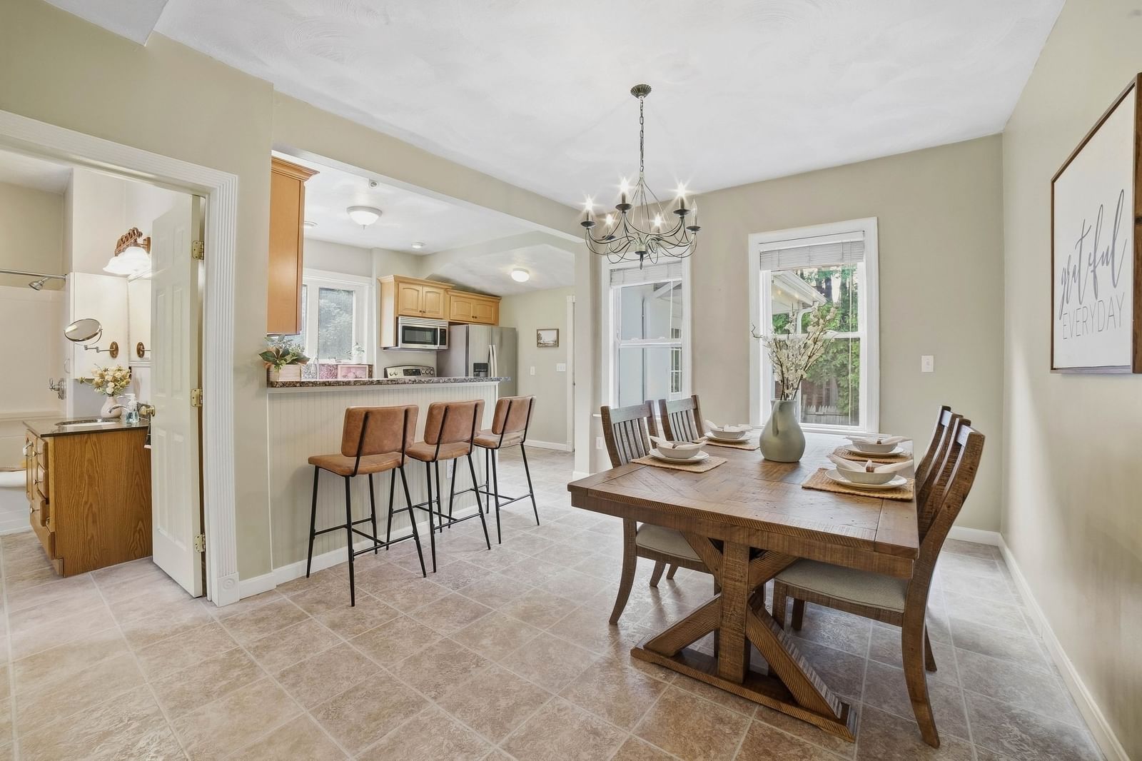 550 Sunderland Road Worcester — Photo 7 of 30