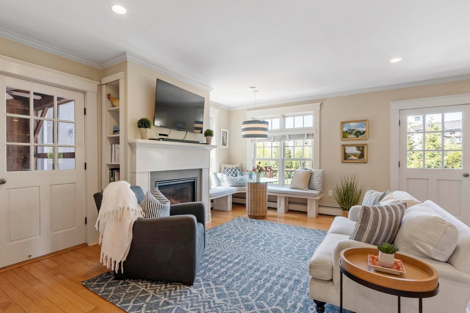 696 Main St Concord — Photo 9 of 38