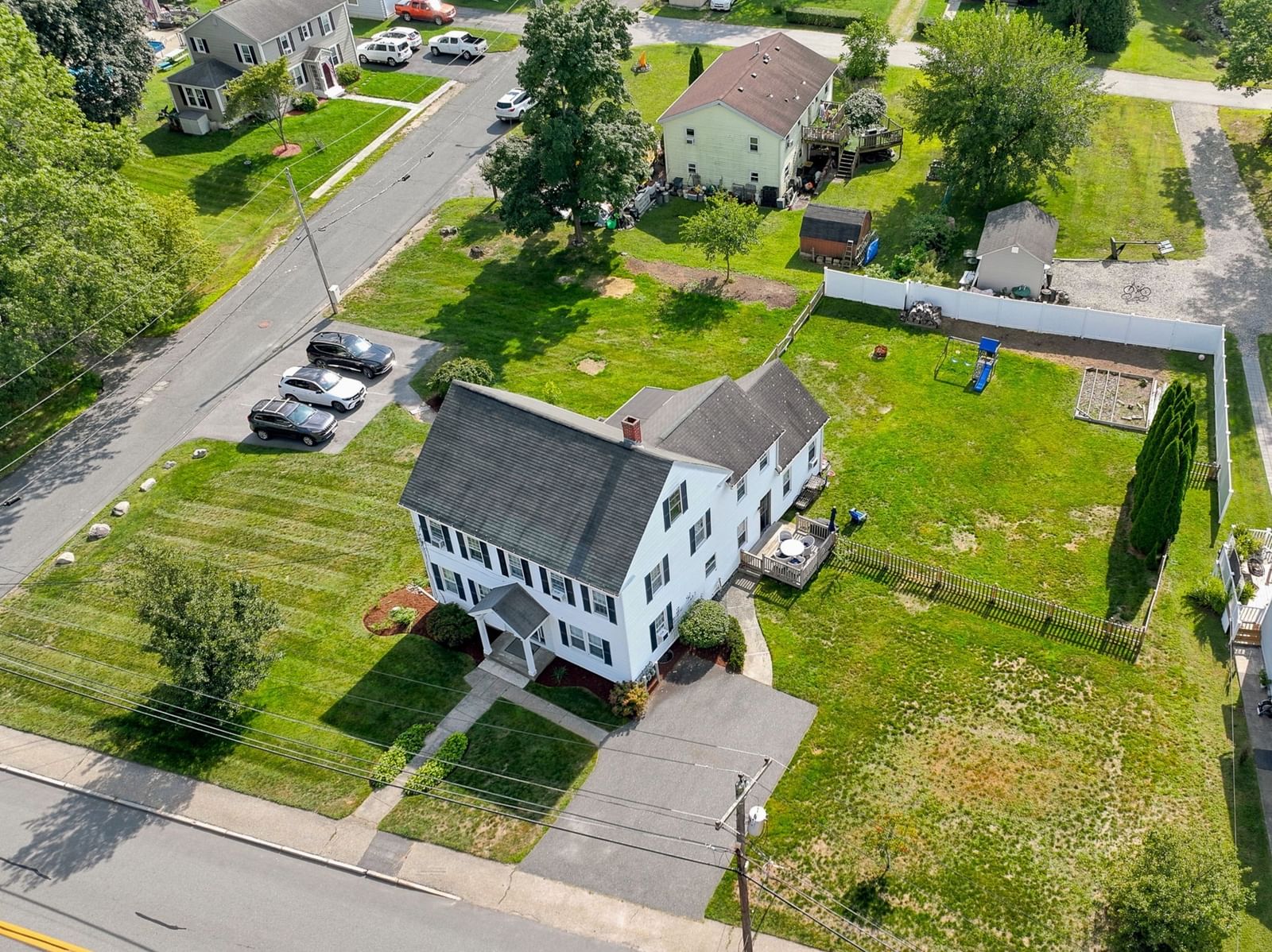 247 Millbury Ave Millbury — Photo 5 of 39