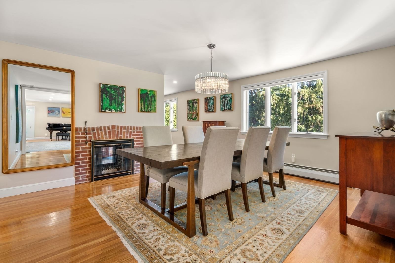 67 Crestview Road Belmont — Photo 10 of 42