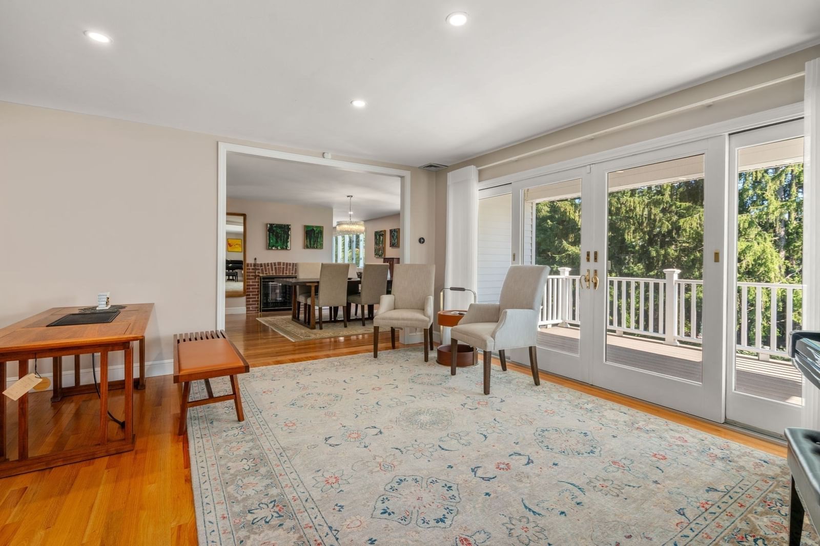 67 Crestview Road Belmont — Photo 15 of 42